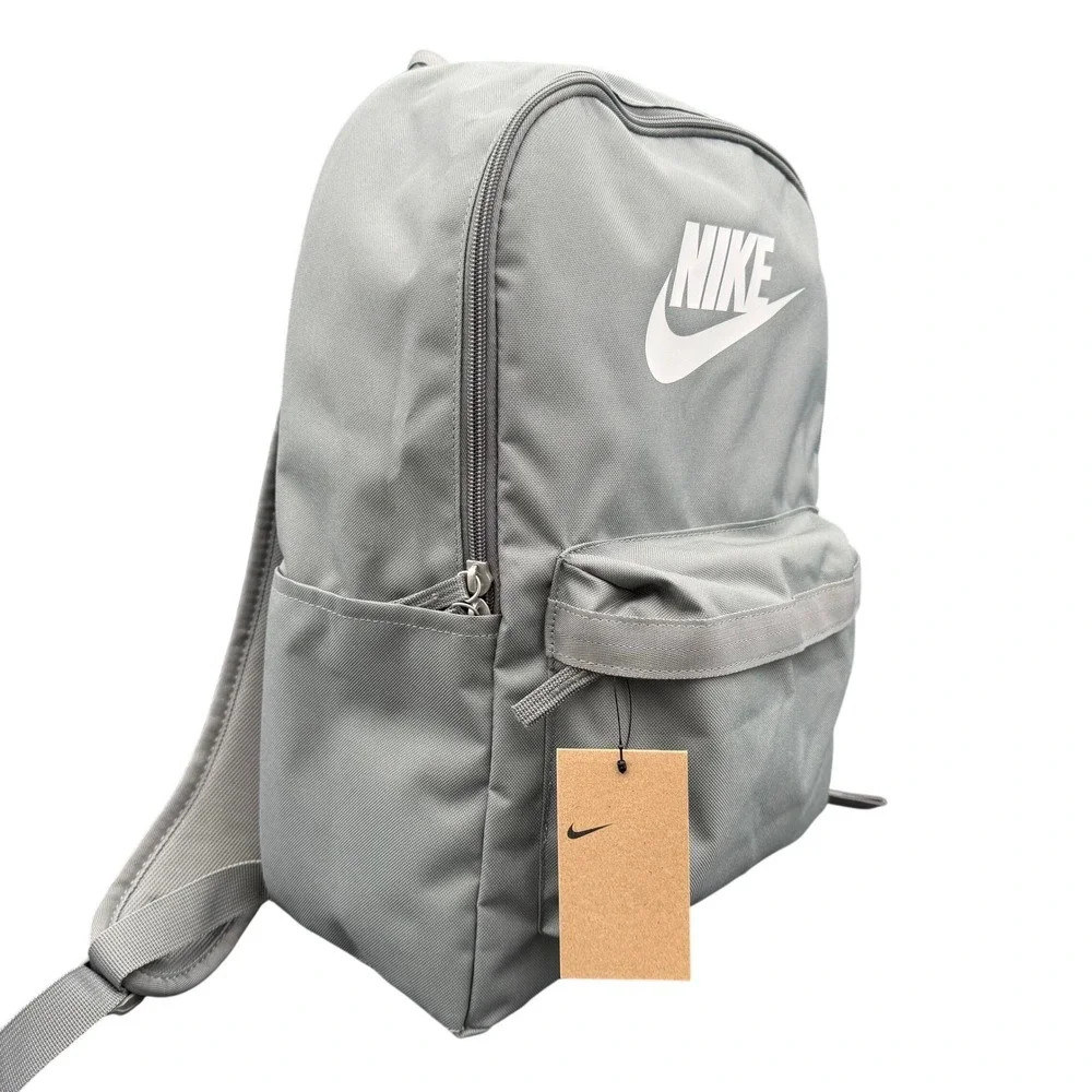 Nike Heritage‎ Backpack Grey DC4244-063 School Gym Bag 25L New with Tags